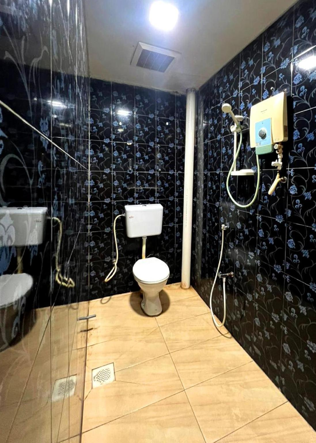 Damansara Damai Hotel- Dd Petaling Jaya Exteriör bild